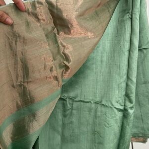 Brand new never worn Nalli pure silk Saree with zari thin border & zari pallu